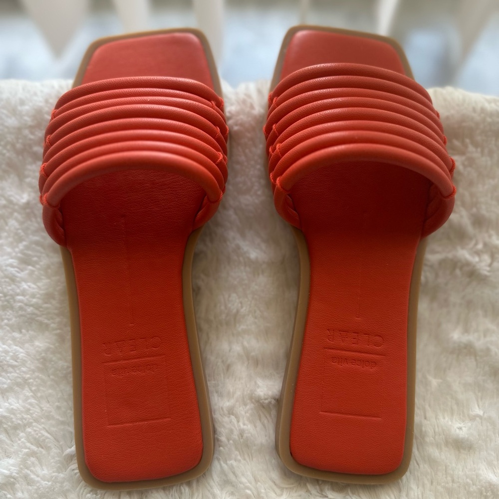 Dolce Vita Red Ribbed Square-Toe Slide Sandals